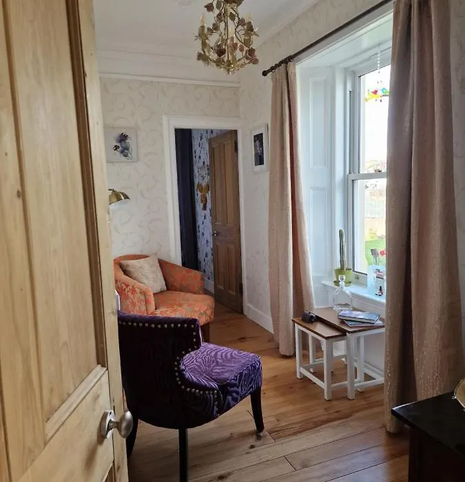 Isla Rose Cottage-1